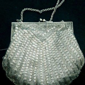 Vintage Shell Shape Purse w Sequins